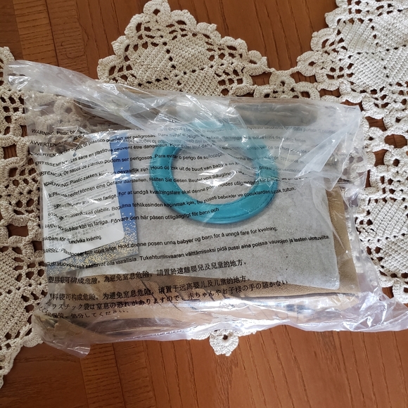 Danielle Nicole x Disney Pocahontas Crossbody Bag - Picture 7 of 7